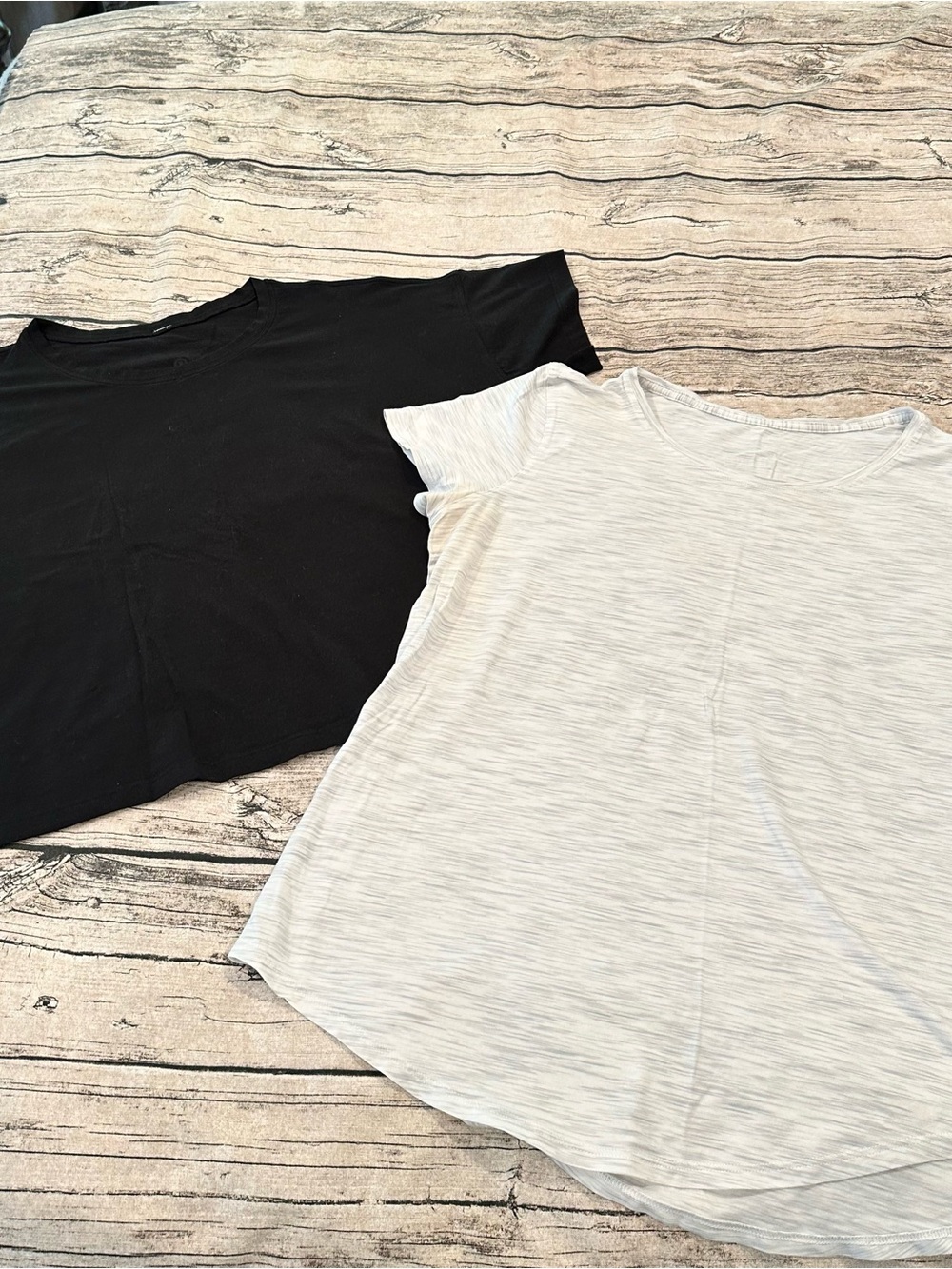 Lululemon Athleisure Activewear Short Sleeve Tops - Black and Light Gray Size 12